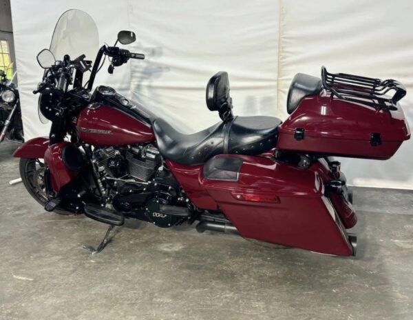 Screenshot 2020 Harley-Davidson Road King Special