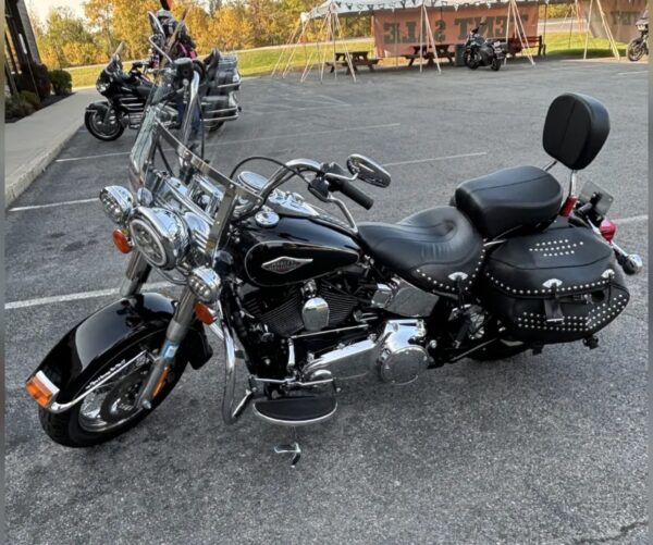 Screenshot 2015 Harley-Davidson HERITAGE SOFTAIL CLASSIC