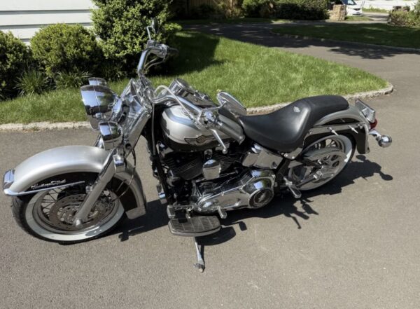 Screenshot 2003 Harley-Davidson Heritage Softail Classic.